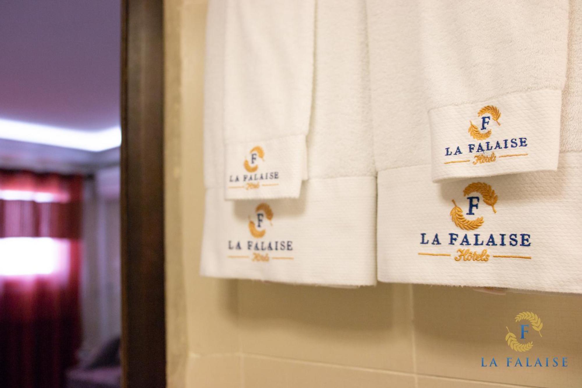 Hotel Residence La Falaise Douala Eksteriør bilde