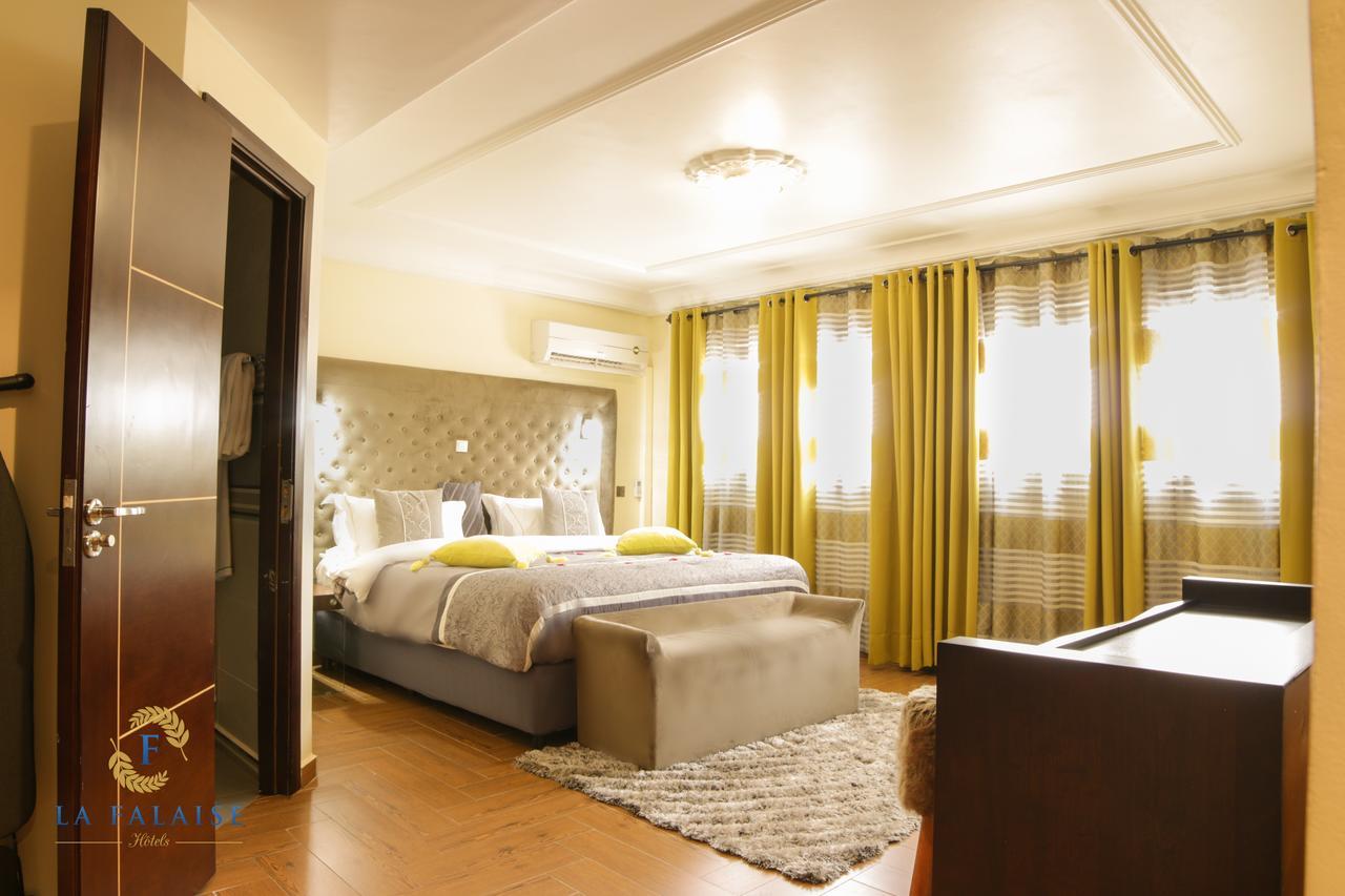 Hotel Residence La Falaise Douala Eksteriør bilde