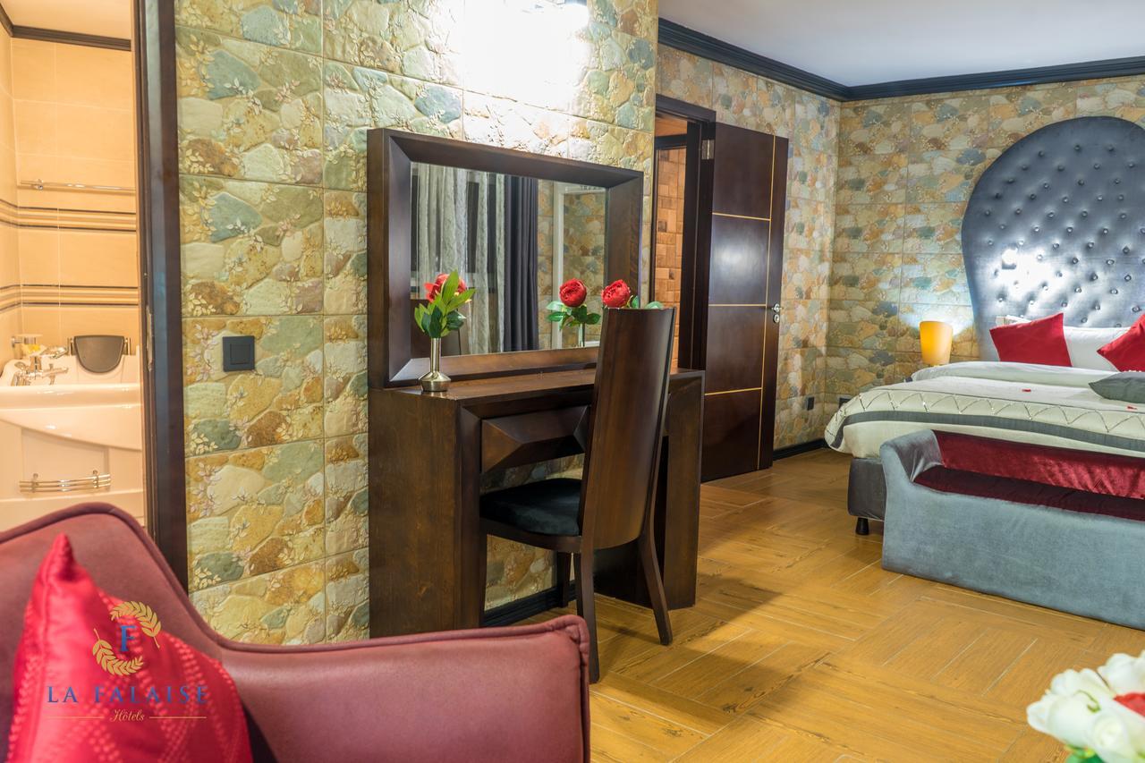 Hotel Residence La Falaise Douala Eksteriør bilde